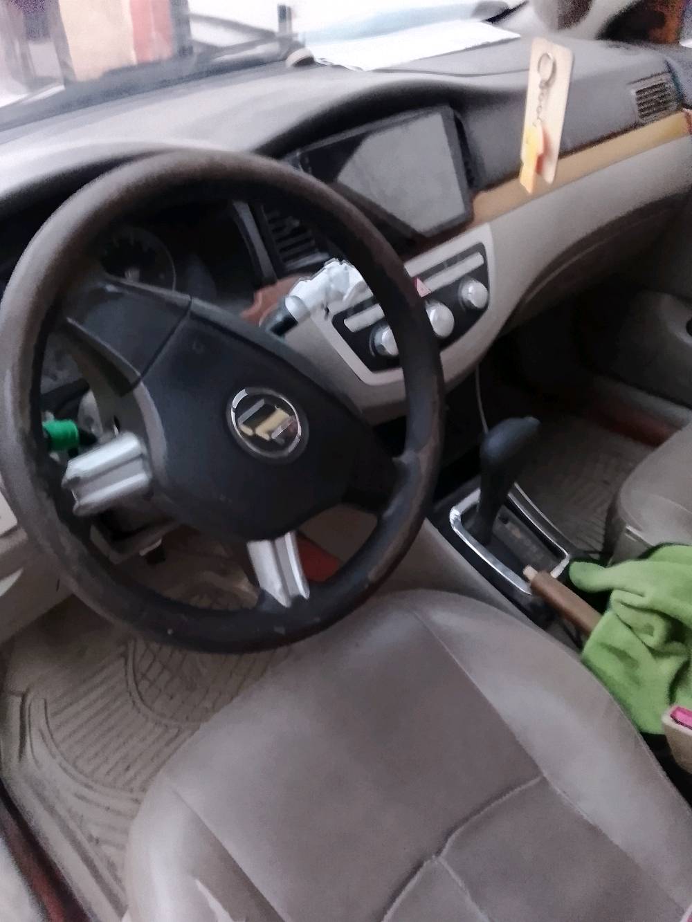 سياره ليفان 620 موديل 11 كير اوتوماتيك أبيع كوم حديد