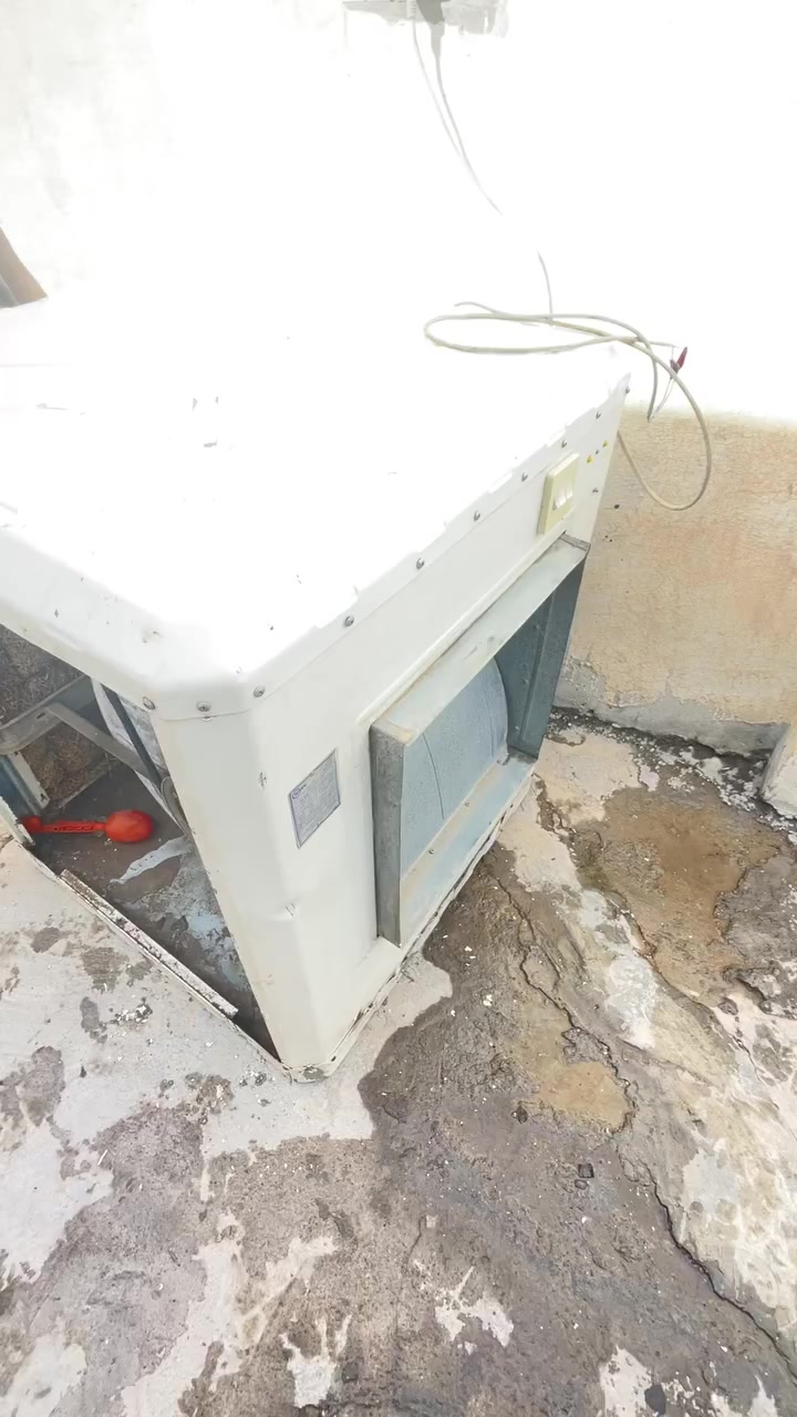 طباخ منظدي 5 عيون جديد مستعمل شي بصيط  سعره 60الف مناسب مبرده 4ونص فول تشغيل 2 طلقه نظيفه 
سعرها70 الف  مناسبه مكاني اربيل *********** واتس
