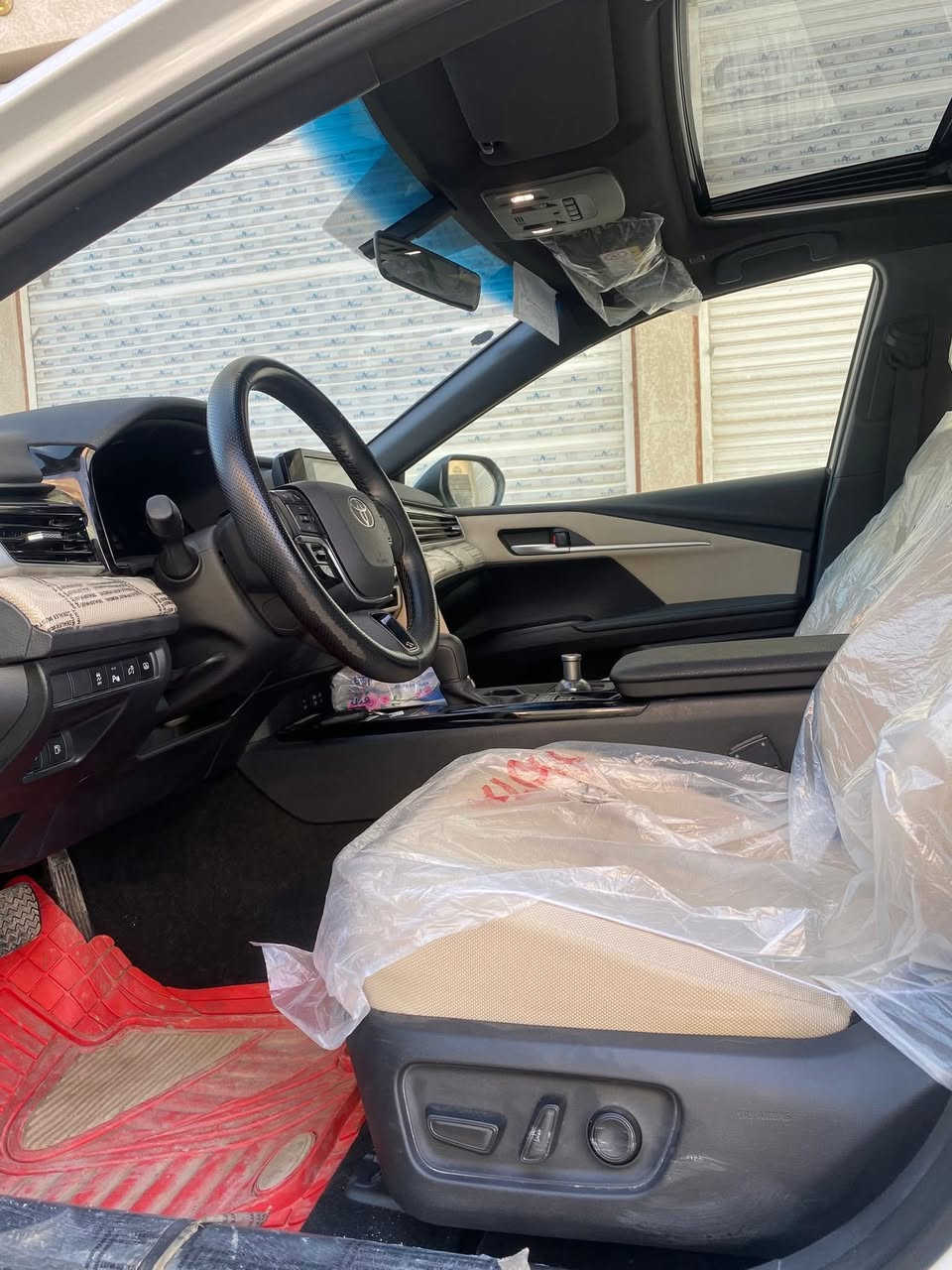 كامري 2025 وكاله عبداللطيف جميل السعودي 
ياباني اصلي محرك 2500 هايبرد 
فول مواصفات e plus 
برده خلفيه
دخول ذكي بصمات ابواب 
فتحه سلايدروف 
حساسات امامي وخلفي 
مرقمه بغداد وكامله 
مستلم سنويه ولوحات 
السياره اقساط مقترض وكفيل اخوان اخ وواخوه الكفيل نفس البيت ناس مرتبين وموظفين 
السياره جديده بمعنى الكلمه 
مكان السياره بابل ***********
