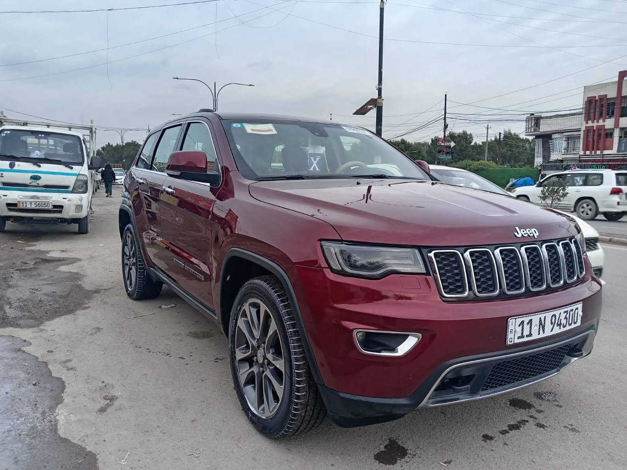 السلام عليكم 
———————
بيع او مراوس حسب القناعه 
جيب 2018  Limited فول الأخير 
مكينه 3600        V6
وأرد خليجي 
——————————————-
بصمه
بانوراما
رادار  جانبي 
كشنات جلد حضن 
كشنات تدفئة 
كشنات كهرباء 
ويل كب 20 
شاشه كبير 
كامره خليفه 
حساسات خلفي 
بجم زنون كامل نهار 
تبريد قطعتين 
تبريد بيانو 
جنطه كهرباء 
مرايه داخليه تعتيم ليلي 
تحكم ستيرن فول 
باقي تفاصيل واضحه بالصور 
————————————————————
سياره وارد خليجي 
(( بيه قطعتين صبغ فقط ))
(( رقم بغداد تحويل ثاني يوم ))
—————————————————————
مكانه:بغداد الدولعي 
سعر :230 بيه مجال 
اتصال: ***********
