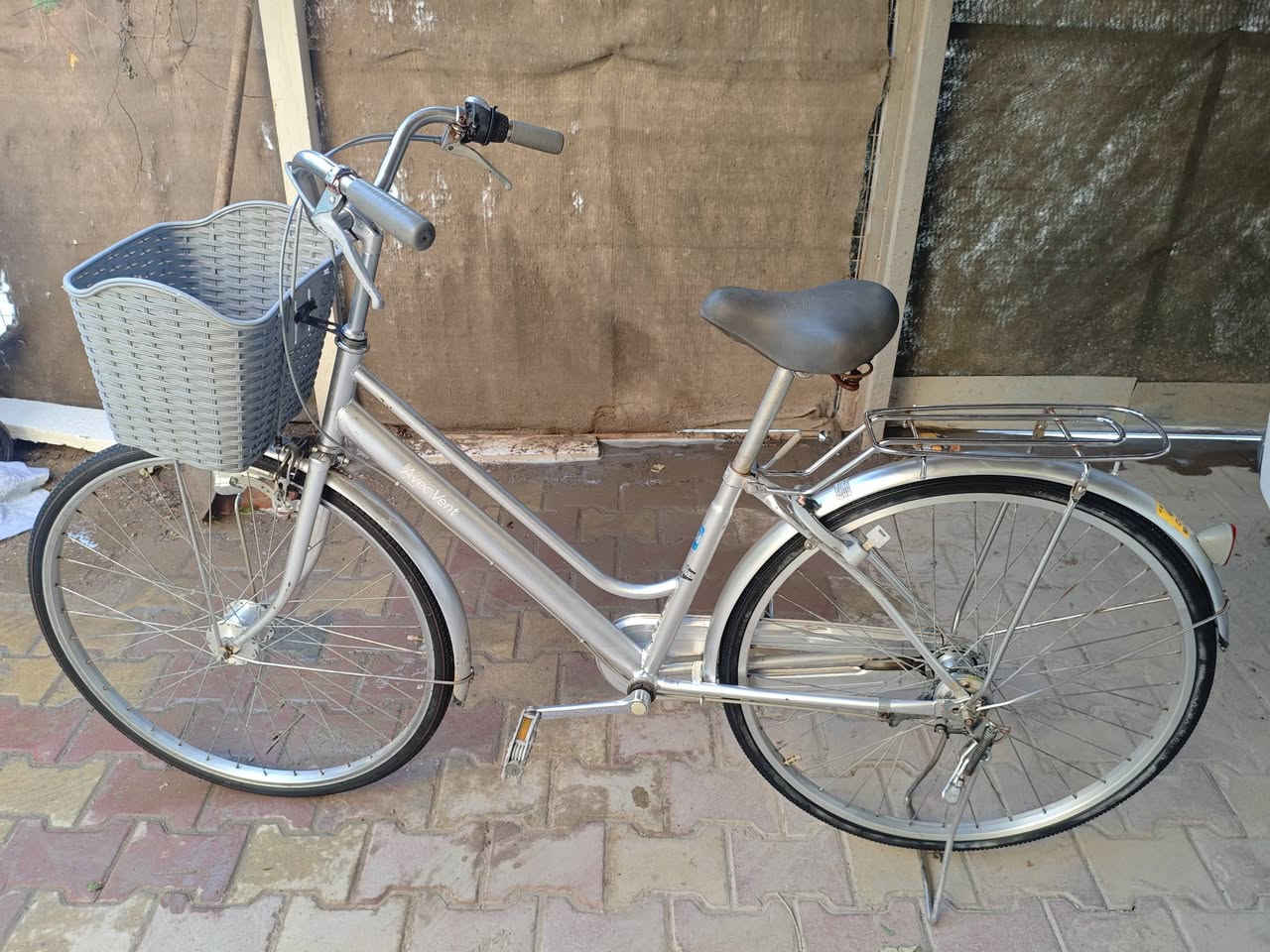 متاح باسكل ياباني نظافة فول السعر 100 الف ،مركز الديوانية (الخصيمة) ، ***********.
