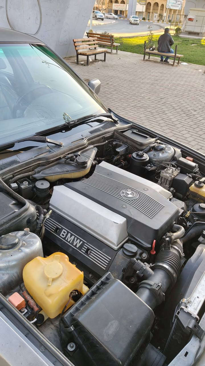 السلام عليكم للبيع Bmw 730v8
كامل مواصفات بدون فتحه 

موديل 1992 

بس يرادلها صبغ 

سيارة ابلادية

شوفها بعينك

الاستفسار *********** 

غير متواجد ع تواصل اجتماعي
