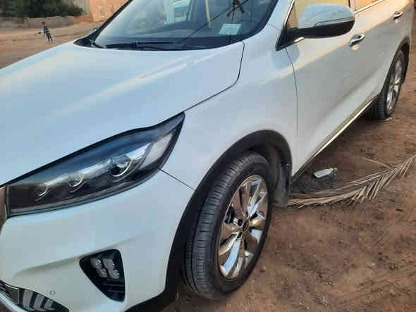 سورنتو مديل 2020بيه صبق بصيط السعر 245للستفسار ***********
