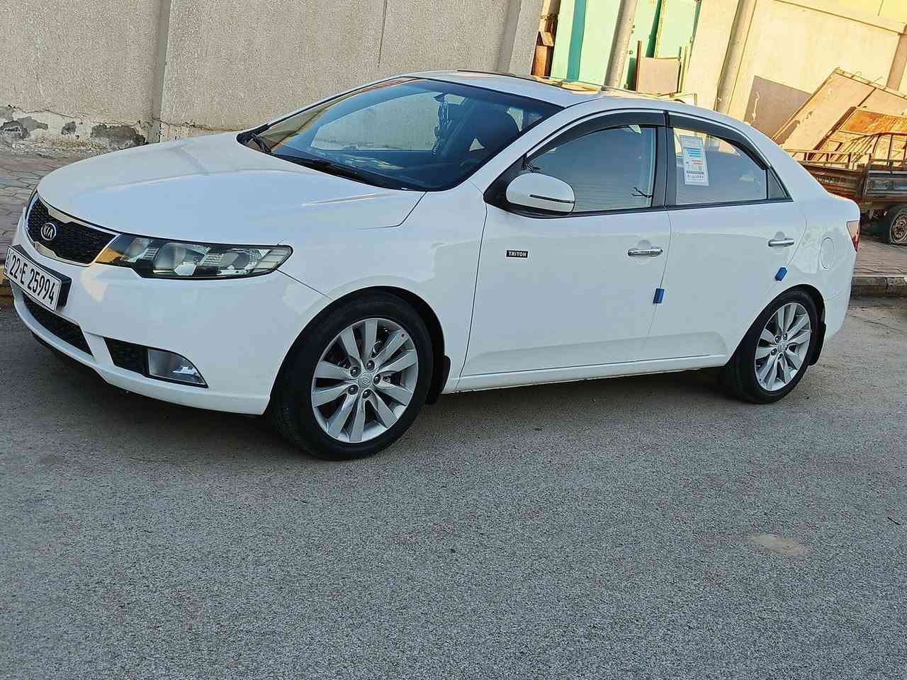 السلام عليكم ورحمة الله وبركاته
سيارة سيراتو موديل 2011 فول مواصفات للاستفسار ***********
