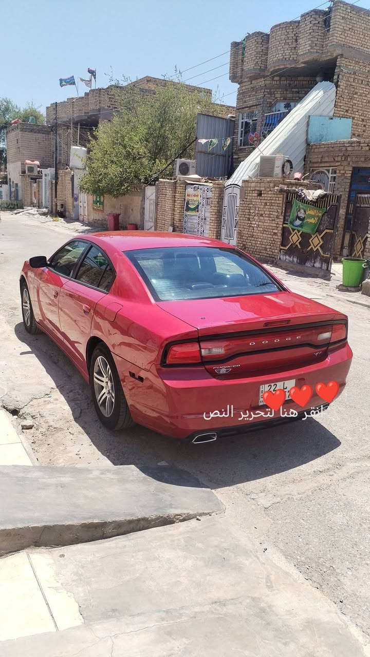 السلام عليكم جارجر ١٢ حادثه جاملغ خلفي ضرر بسيط والباب الي وره بي خياس قليل حداديه وتخم تاير مكينه جديده  وكير بي شوي ضعف بدايت ضعف رقم اربيل راعيها بالعماره وسعرها ١٣٥  ***********
