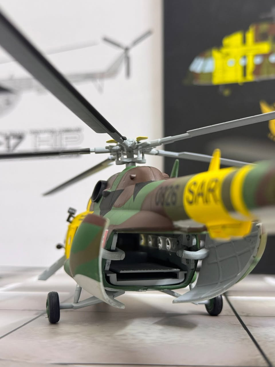 مروحية ميل مي-17
حجم 1:72
معدن بالكامل 
انتاج C Wings Force
للاستفسار دايركت

C Wings 1:72 Mil Mi-17 Hip Slovak Air Force


**إذا كنت صاحب هذا الإعلان وتريد حذفه لأي سبب، رجاءا أرسل رسالة إلى الدعم الفني**