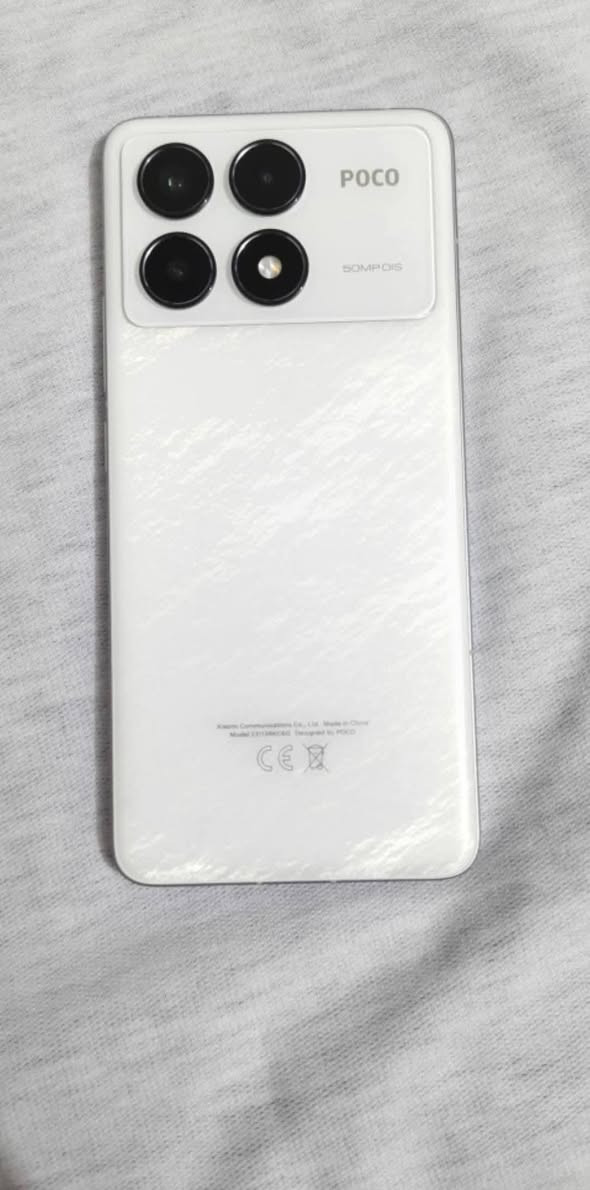 #الجميع السلام عليكم 

بوكو اف 6 برو

ذاكره 512
رام 12

معالج سناب دراكون 8جين 2 يدعم بوبجي 120 فريم

كاميرا: خلفية ثلاثية 50+8+2 م.ب. / امامية 16 م.ب.

الشاشة: 6.67 بوصة بدقة 1440x3200 بها ثقب صغير

البطاريه 5000 مللي امبير بقوه شحن 120 واط

للبيع  السعر 420 وبي مجال بسيط

عنوان موصل
تواصل واتساب ***********
