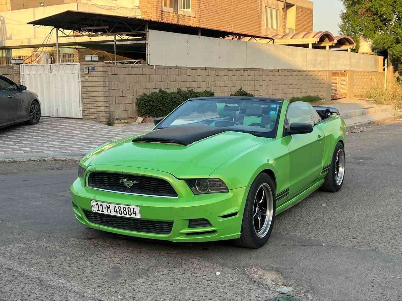 موستنك 2013
6 سلندر محرك 3700
بسمي تحويل ثاني يوم
جديده نضيفه 
بدون دواخل 4 قطع صبغ
سعر 78 بيها مجال بسيط لشراي
استفسار *********** بغداد, العراق
