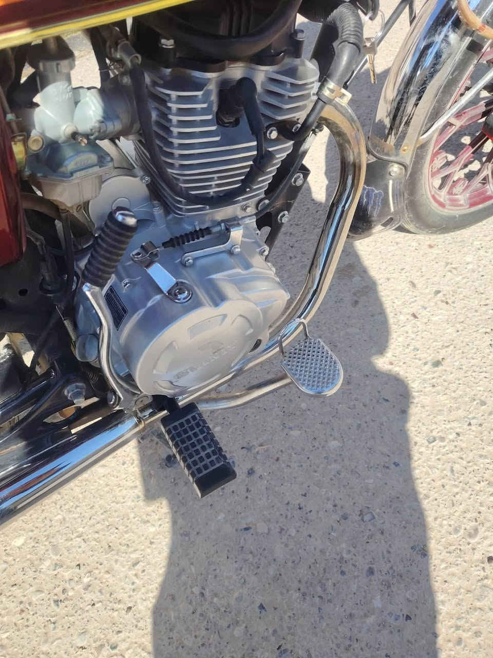 السلام عليكم ماطور البيع موديل 2024محرك ما مفتوح ماطور خير من الله سعر600بي مجال قليل رقم الهاتف ***********المو شراي لا يجي
