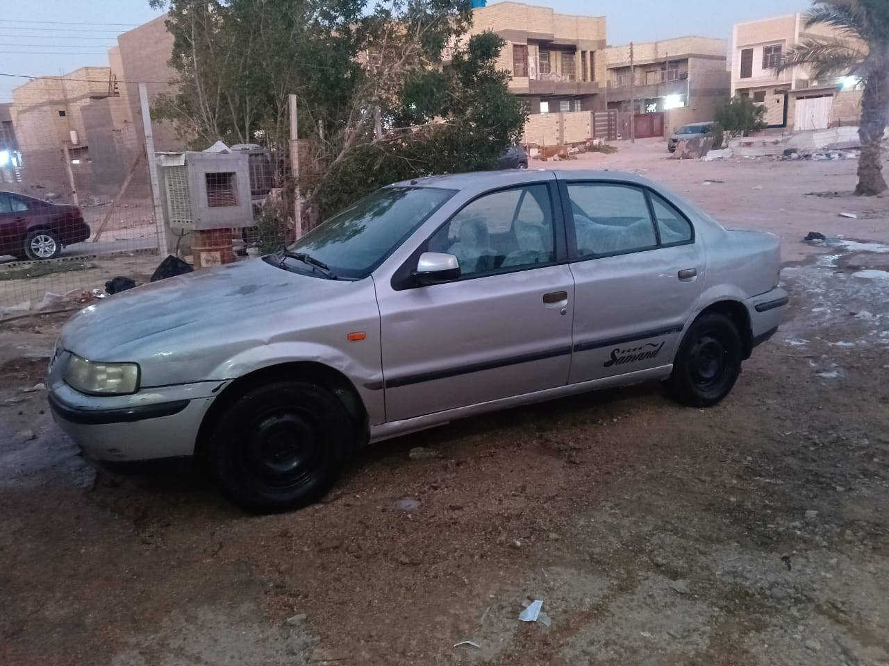 السلام عليكم سمند للبيع   2009 سياره مكفوله من الضربه والصبغ  ومكينه وكير نضيفات.  رقمهه كربلاء  السعر 30 وبيهه مجال مكاني كربلاء    ،   ***********
