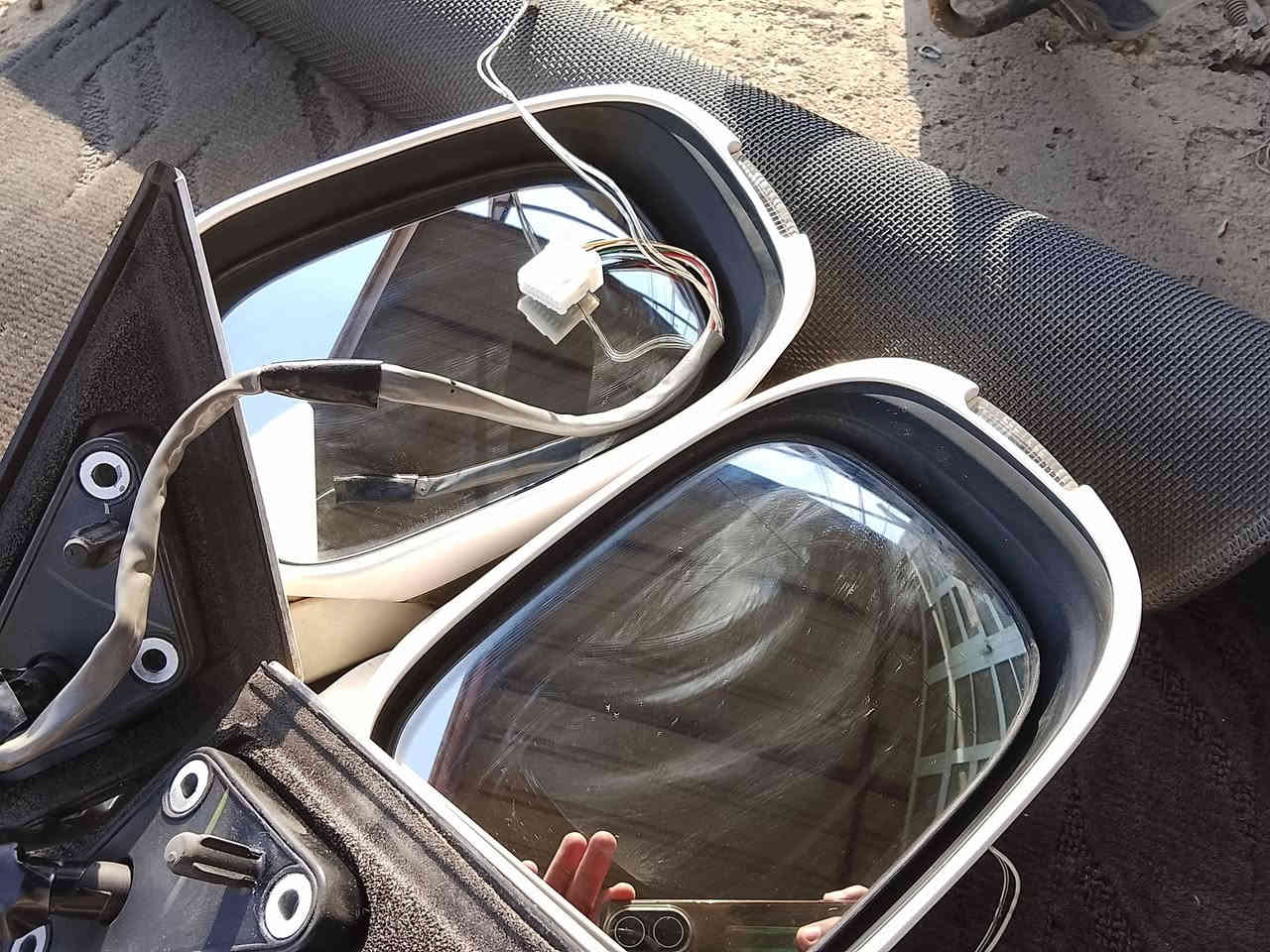 السلام عليكم ورحمه الله وبركاته
مري ام الاشاره اصليات تفصيخ حاويه 
وارد اليابان شرط فتح سيارات جدد
نضافتهن 90/100سكن واشاره وترحيب
لا كسر ولا ثلم فيشهن كاملات هيتر شفط
بلادي لون صدفي بلا مامصبوغات 

***********
***********

موجود توصيل الجميع المحافظة العراق
