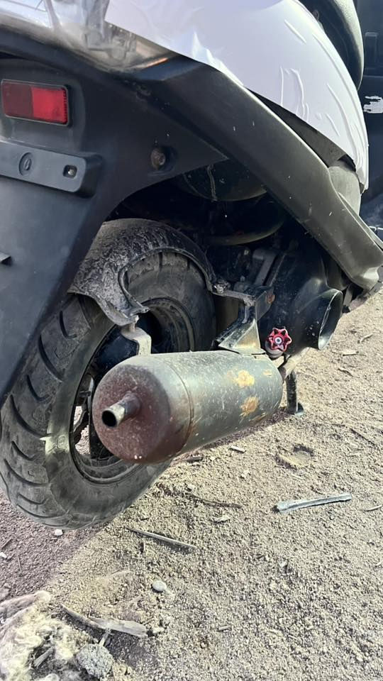 السلام عليكم ماكس عدله للبيع دراجه بلاديه ٤٩ شغاله سلف هندر كهربائيات كامله مكمله الدراجه شوف العين تراي وين ماتريد السعر اتصل عل رقم مكلف (*********** مكان بصره زبير
