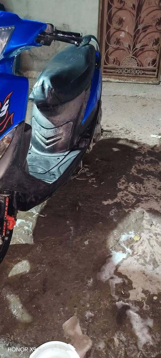 السلام عليكم ماكس عدله للبيع الدراجه بيها نقوصات قليله الكفرات البيها تجاريه  و البلاديات موجوده دراجه مفتوحه مبدل بوشه وبستم بلاديات مال تفصيخ لا تنقص ولا تبخر أبد شلعه شك الكاع ومعدل البالك السعر 800وبيها مجال حك الجيه المكان بغداد (***********)
