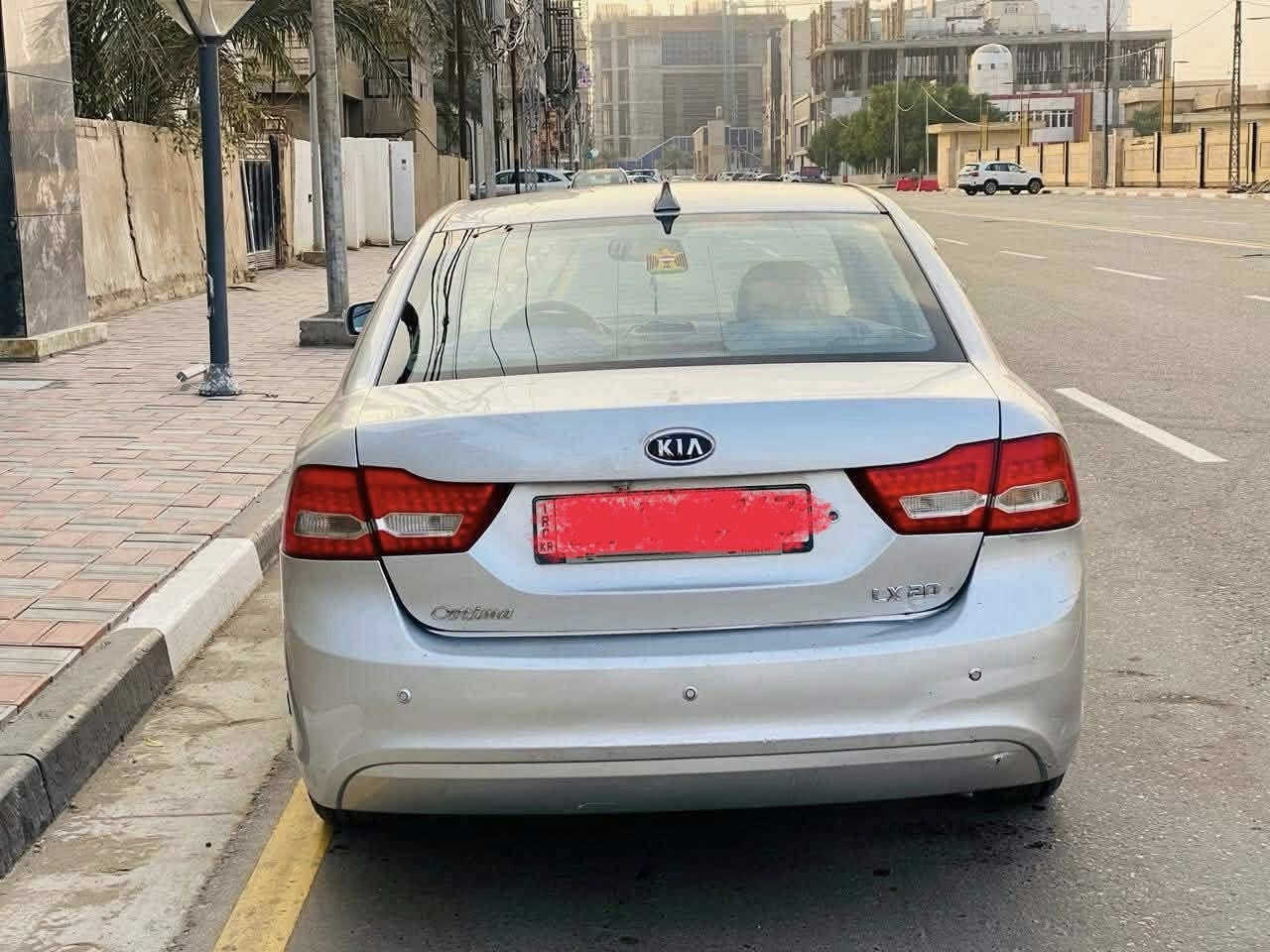 جديدة جديدةبدون نقص جاهزة محرك ٢٠٠٠ دوش بانزين بيع اومراوس مكانها بابل اوكربلاء تبريد ثلج تخم تاير محرك كير دوشاك جاهزة السيارة استخدام بيت اتصال*********** متوم شمالي نكليزي سعرها بيع ٤٥
