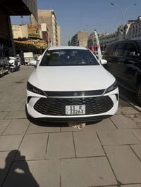 2025كن بلاص  ماشيه 2000كفاله من الشخط  السعر 18300وبيه مجال بسيط  مكان...