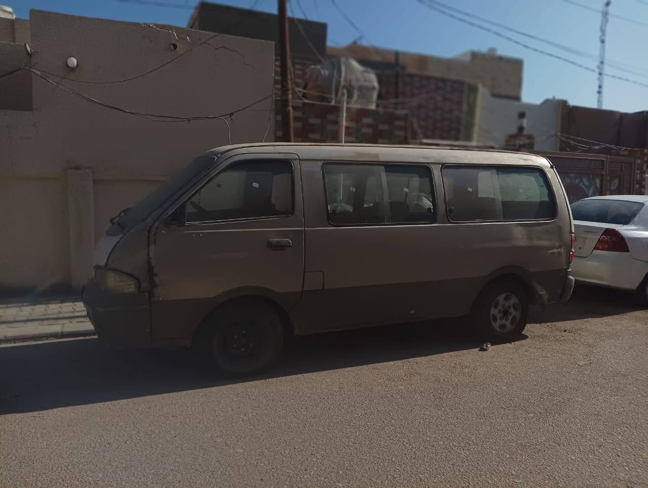 بريجوه لبيع موديل 98رقم بصره لمالي سنويته ضايعه بل هيه بيه سكنررعيه بل بصره ماوصله ابيع هل موجودمامسجله بل هيه مكينته كايمه العنوان نجف حي لمكرمه السعر12قفل ***********
