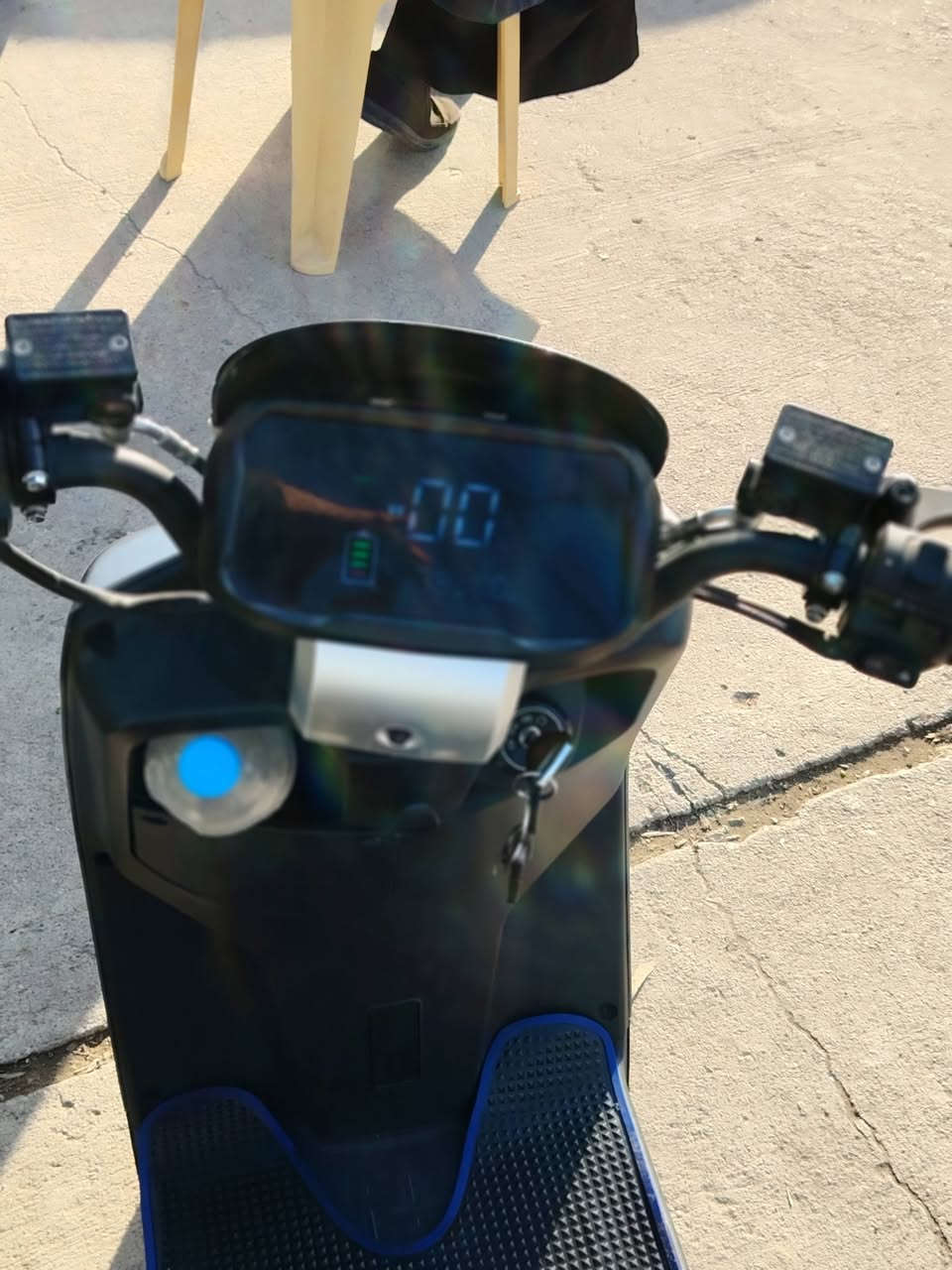 السلام عليكم ورحمه الله وبركاته 👋
بسم الله الرحمن الرحيم 🥰
اسم الماطور 318 اباجي أو ابتاشي 🥰
موصفات معروفه  للبيع  
6/1 بطاريات شرط 🥰
4/2 نمر 😍
3/مثبت سرعه 🥰
4/السرعه 99😍
5/حقيقي 70الى75. 🥰
6/نضام بارك للتوقف 😍
7/ نضام بك رجوع لل خلف 😍
8/اشاير يمين ويسار+دبل اشاير 👉👈
9/ لايت عالي ناصي 😍
10/مدخل يو اس بي 😍
11/تايات جدد اعراض 😍
12/لون  ابيض
13/اصطابات دسك ورا وكدام 🥰
14/صندوق تحت الكشن 😍
15/ قاطع دوري ⚡
16/امرايات عدد2اصليات مال شركه✈️
17/شاحنه ثقيله الاصليه 🥰
18/ملف 2500  ✈️
19/ الماطور ربع ماطصرف عليه 🥰
20/السعر 550
21/مكاني موصل مزارع زيونه قرب المرور 
22/رقمي ***********بي واتساب 👉
23/المو شراي لايدخل عل خاص 😍
24/الماطور بحاله جيده جدا 🏍️
25/تحياتي للجميع 🥰
