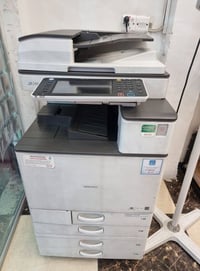 للبيع نظيفة جداا شغالة شرط الفحص  ريكوو ٤٥٠٣  07755568133  بغداد