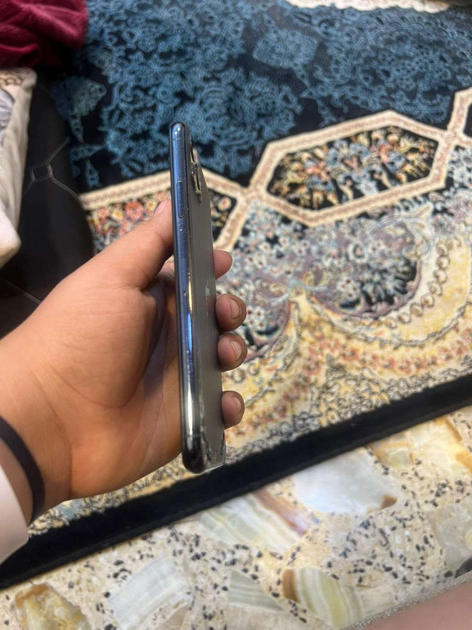 السلام وعليكم أيفون ١١برو ماكس البيع البطاريه ٧٧ العنوان بغداد الاستفسار ***********

