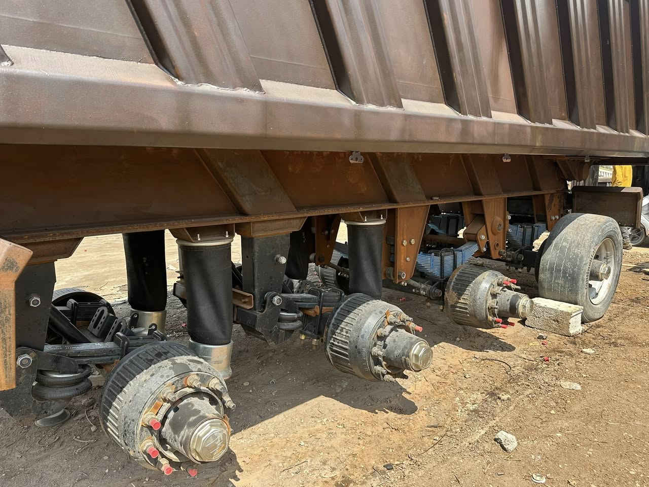 ماكنيسان للبيع (كاعية 8 ملم قطعه وحده صفاح 6 باب 5 صدر 6 شاصي 16 شريط 12 دناكير 16) الاستفسار هاذ الرقم (***********)
