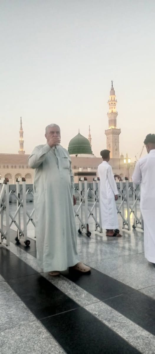 تعلن لكم شركة أرض اوروك وعن طريق مكتبها في المحموديه عن البدئ باستلام جوازات عمرة صفر وتكون عمرتان موعد الرحله بين يوم8/5 ويوم 2026/8/7 
يوجد برنامجان الاول البر برنامج واحد 
والبرنامج الجوي ثلاث برامج 
****************
البرنامج البري/
------------------
ليلتان في المدينه المنوره/ثلاثة أيام 
ثمانية ليالي في مكه المكرمه 
السعر 750000 سبع مائه وخمسون الف دينار عراقي الطعام ثلاث وجبات مع الهدايا والمزارات مدينه ومكه
600000ستمائة الف دينار عراقي بدون طعام للي يرغب بدون الطعام فقط هدايا والمزارات في المدينه ومكه 

برنامج الطيران/
--------------*
$700 ثلاثة أيام في المدينه المنوره وسبعة ايام في مكه المكرمه 
السكن في المدينه المنوره مركزي وفي مكه المكرمه محبس الجن فندق اركان بكه
شامل طعام ثلاث وجبات مع الهدايا والمزارات 

برنامج الطيران**
--------------
$750  ثلاثة أيام في المدينه المنوره وسبعة ايام في مكه المكرمه 
السكن في المدينه المنوره مركزي 
والسكن في مكه المكرمه منطقة إبراهيم الخليل 
السعر شامل طعام ثلاث وجبات مع الهدايا والمزارات مدينه ومكه 

برنامج الطيران،***
---------------
ثلاثة ايام في المدينه المنوره 
سبعة أيام في مكه المكرمه 
في هذا البرنامج اختلاف عن البرنامج البري والاول والثاني الطيران لكون السكن*****
خمسة نجوم 
1-السكن الرباعي 950$
2-السكن الثلاثي 1100$
3-السكن الثنائي 1350$
هذا البرنامج شامل طعام مع الهدايا والمزارات 
###################***
ملاحظه 1--توجد جولات سياحيه من مكه المكرمه إلى مدينة جده. ومن مكه المكرمه إلى مدينة الطائف هذه السفرات الترفيهيه تكون على نفقة المعتمر 
ملاحظه 2-توجد عمرة اقساط لحاملي ماستر الرافدين والرشيد والرعاية والمستفيد والمعيار
سارعو بتسليم الجوازات الى مكتبنا في المحموديه شارع المجمعات مقابل حي البتول او الإتصال على الارقام التاليه 
***********
*********** بيه وات ساب 
*********** بيه وات ساب 
وكذالك فرعنا في الحله الجاج احمد المليسي 
الاتصال على الرقم التالي
0781463876 بيه وات ساب 

تمتعو بالرحله والأجواء الايمانيه واتركو الخدمه علينا لأن خدمت ضيوف الرحمن شرف لنا
