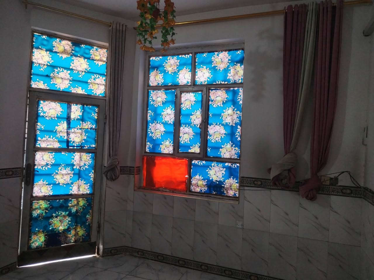 لبيع قريب سيطرة ام الهوى ***********
