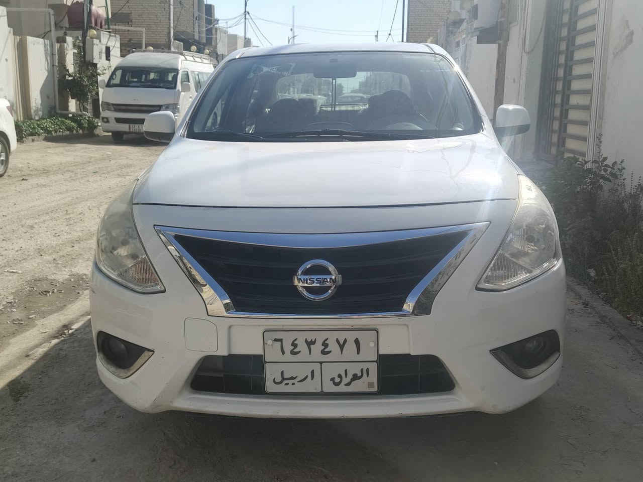 نيسان صني بليته زرگه مديل 2021 بلادي لا ضربه ولا صبغ مكفوله فقط بيها بارد بسيط ب105 وبيها مجال بسيط المكان النجف ***********
