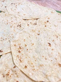 خبز ابيض • خبز اسمر • توصيل طوز خورماتو