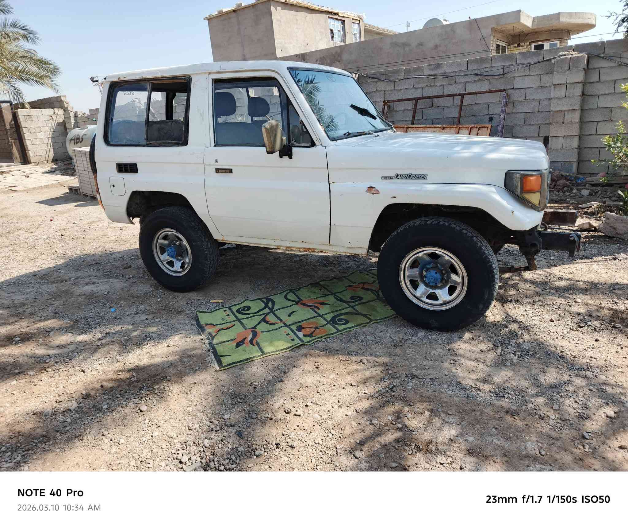 سلام عليكم لاندكروز موديل 89محرك 2f لا بخار ولا تنقيص   فور ويل شغال  حداديتها نضيفه  رقم بغداد  شرط تحويل  سنويه صاقطه صار 10ايام  عارضها 43وبيها مجال  مكاني بغداد ***********
