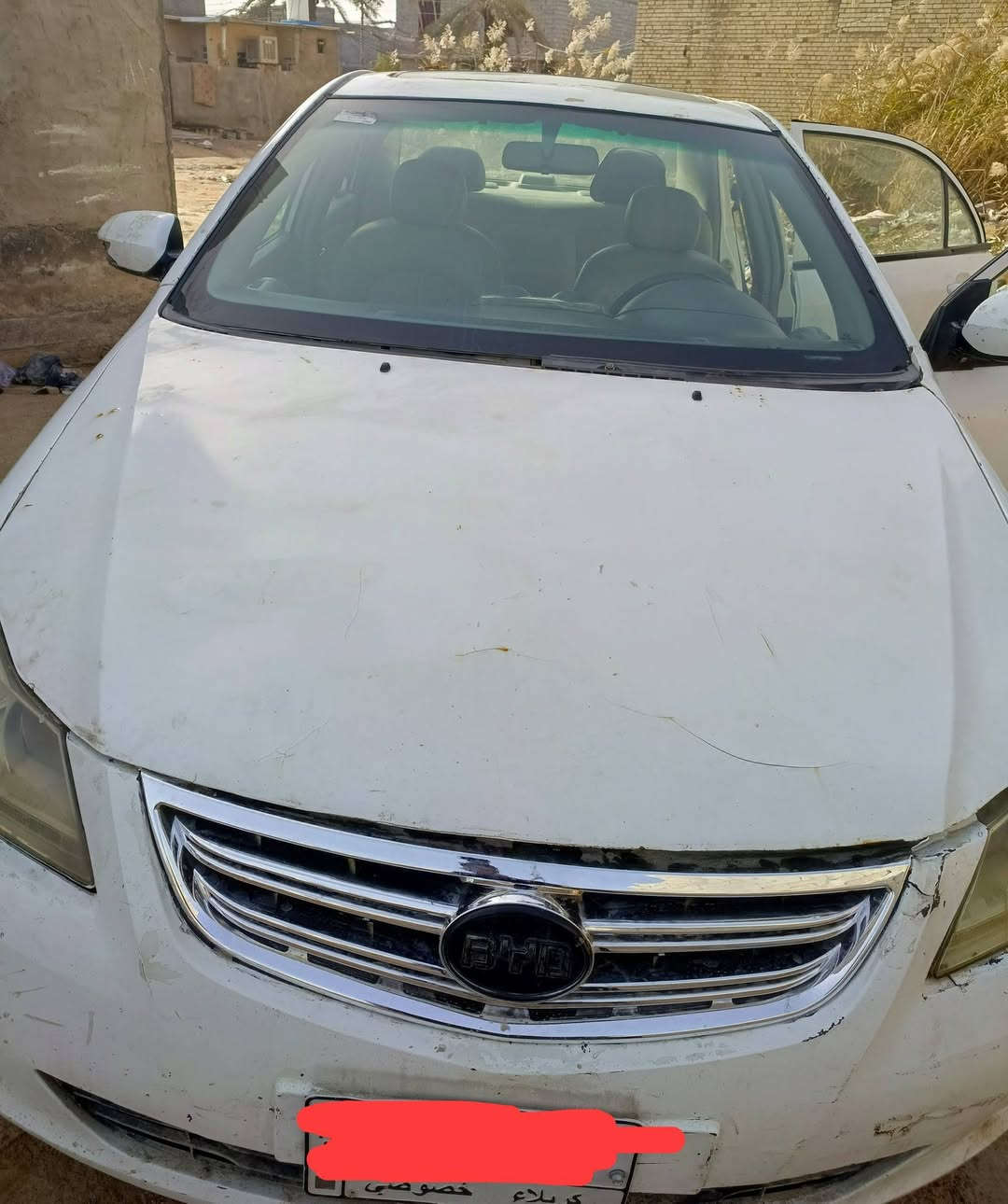 السلام عليكم بي واي دي اوتوماتيك بصمه ثري موديل 13رقم كربلاء لون ابيض السيارة حره  يعني مو مال مصرف السعر 30ورقه بيه مجال حك الجيه السيارة في كربلاء مداور ثاني يوم ***********شوف العين
