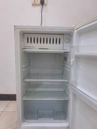 ثلاجة ٥ اقدام • شغالة • مدينة الصدر