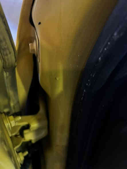 السلام عليكم طيبه موديل 2015 بغداد نكليزي مصفر هيئه وغرامات سياره بلاديه وكفاله من محرك كير تبريد تدفئه لا ضربه ولا صبغ ولا تبديل شواصي شركه كهربائيات جاهزه كله تخم تاير جديد حداديه بلاد تراي بلاد سياره حته براغيها بلاديه وحته خياس مابيها وصور كدامك وغرفه كله بلاديه مدوشمه حته الجنطه  سعره 43 مكانه الكرخ ***********
