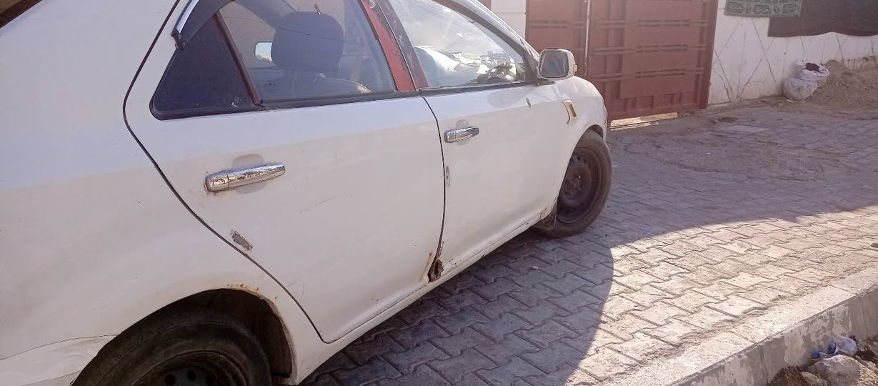 جيلي أم كي موديل 10رقم إنكليزي بسمي 30ا أبيه مجال للشراي كربلاء المقدسة 
رقم الهاتف ***********

