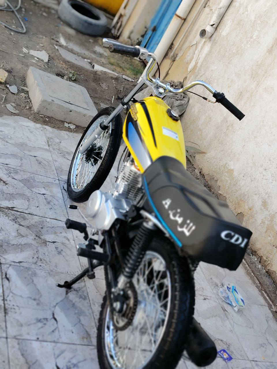 سلام عليكم دراجه كير للبيع
مكينه ما مفتوحه دراجه كلك كلك سعر خاص 
وهاذة رقمي ***********
