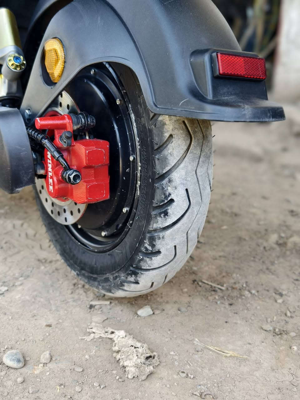 السلام عليكم دراجه شحن للبيع R7 ونلي اصلي كلشي واضح بالصوره تايرات جدد بطاريات ونلي 32 امبير
الشراي يخابر ***********

الموقع ناحية الزاب
