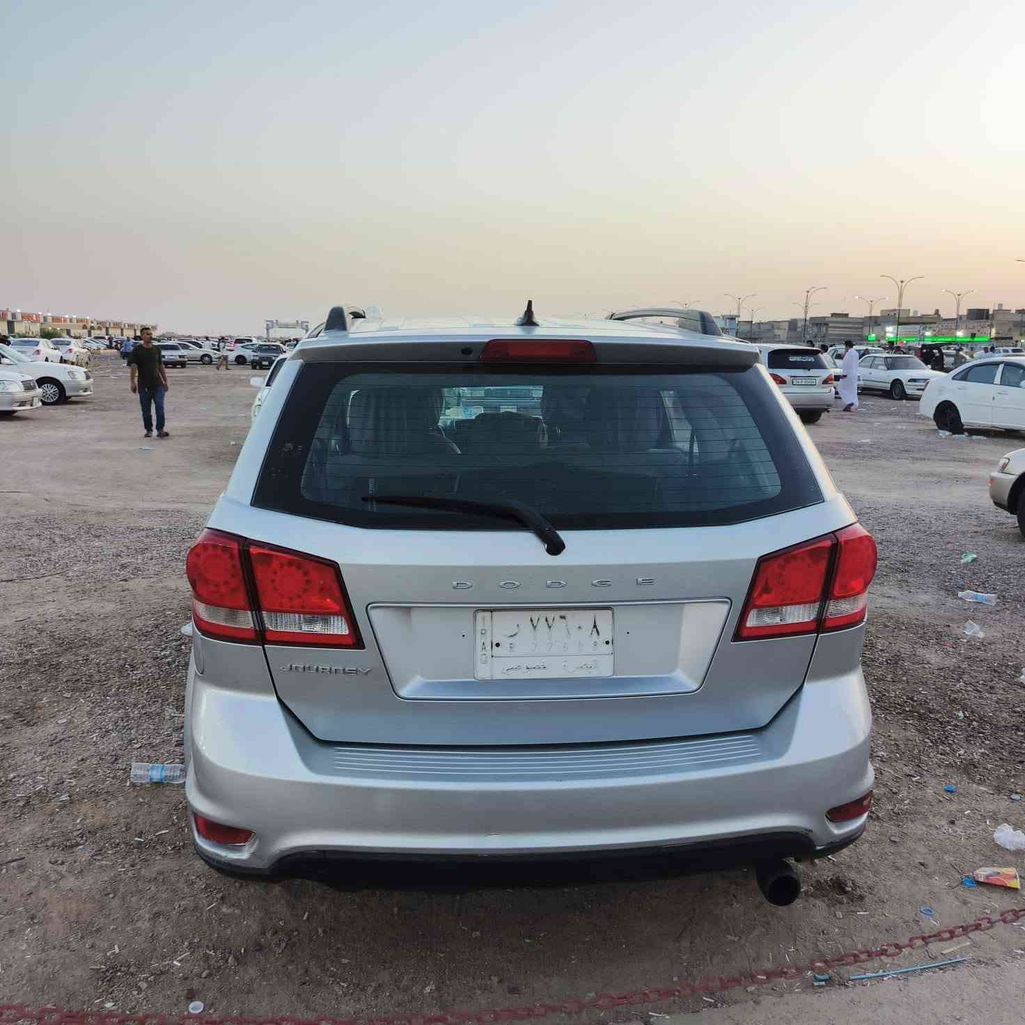 السلام عليكم دوج جورني مديل ١٢ بصره مكينه ٤ بيه مكانات صبغ ابيع حزام مكينه كير جدد تبريد ٣ قطع مكانه بصره للتواصل *********** السعر ٩٠
