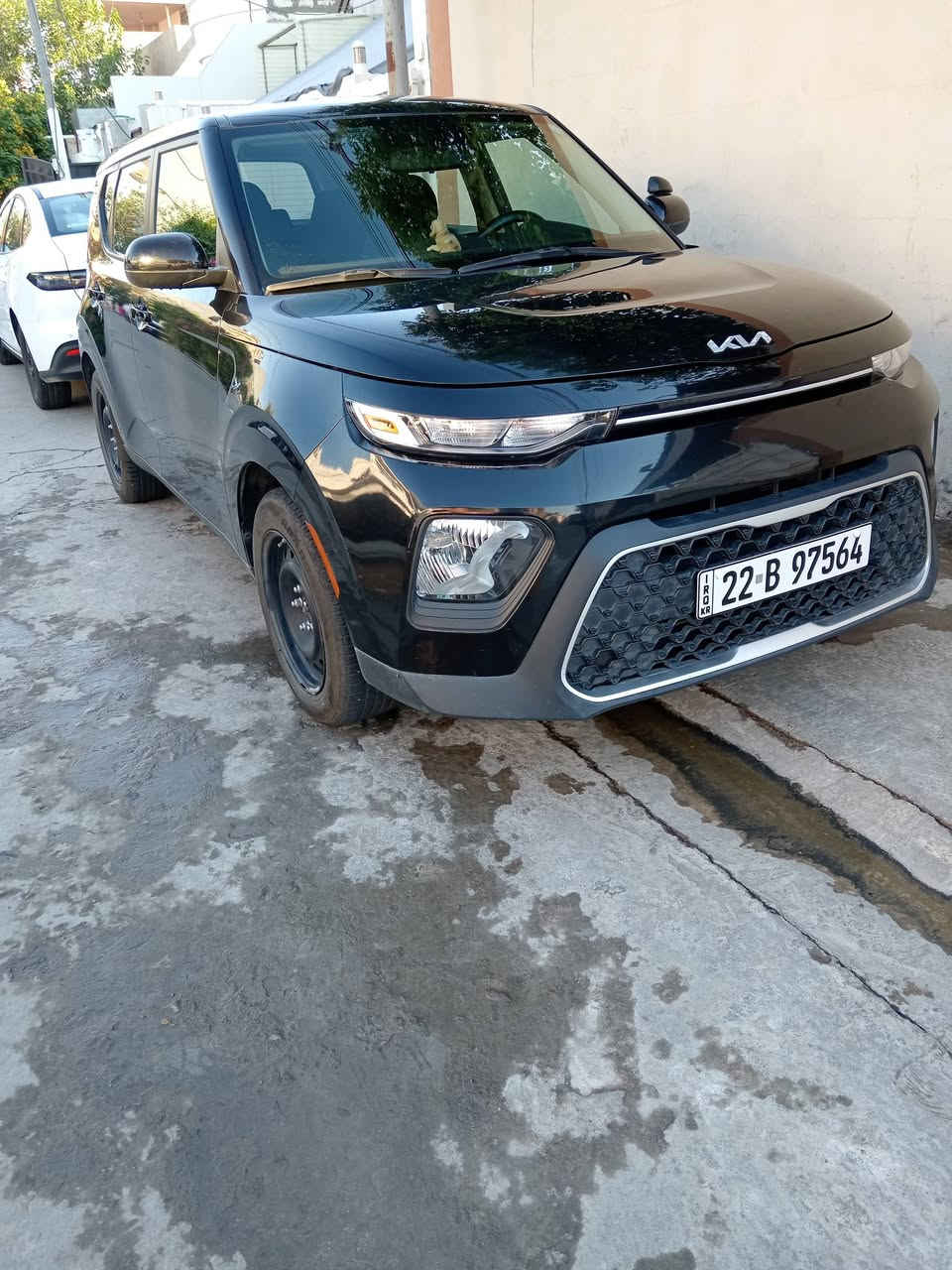 كيا سول 2022 ماشية 66 محرك 2000 دوش سنوية باسمي حادثها جامرلغ وباب ايرباك بس بردة سعرها 130 مكانها كركوك رقمي ***********
