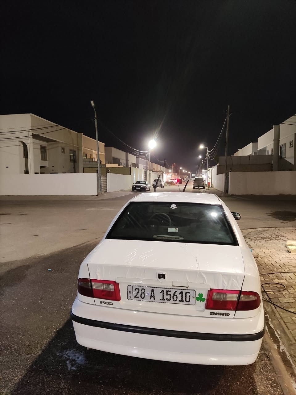 للبيع: سمند كرستال أصل.. مال جناي ونظافة فوول! 🚗💎
يا الله، السيارة غنية عن التعريف والي يدوّر نظافة يجي يمي
النوع: سمند (كرستال أصل).
الموديل: 2012.
المحرك: ماكينة خرسه ونظيفة كلش (شرط الفحص)
الكير: جديد ناعم 
التبريد: ثلج وجاهز للصيف
الدواخل: جديدة وريحة الشركة بيها كلش معتنى بيها
الحدادية: قبل فترة مشدودة جديدة السيارة غراضها كلها نفوذ
(الكشر): نظيف ويلمع مثل ما موضح بالصور.
الضمان (الكفالة):
السيارة مكفولة من كلشي (گير، ماكينة،وكشر)، 
سيارة جاهزة من الدعاميه للدعاميه لانقص ولا دوخة راس.. شغل واطلع وين ما ترید.
💰 السعر: 47 ورقة (4,700$) وبيه مجال بسيط للشراي 
📍 المكان: [عنواني نجف ]
📞 للاستفسار: [***********]
ملاحظة: السيارة مال جناي، والي يجي يشوفها ما يتندم.
