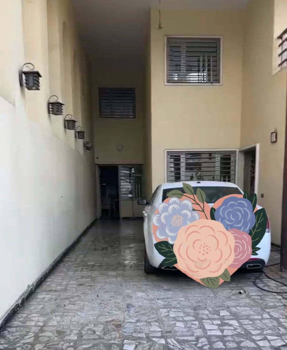 للبيع دار بناء درجة أولى موقع سكني مميز البلديات حي التجار الافرع الي بالبدايه الجهه الي مقابله للمحكمة مساحة 384م واجهة12×32 الارضي كراج واستقبال حديقة صالة منام 2 ومطبخ وصحيات الطابق الأول أربع غرف نوم وصالة وصحيات       حاله السند مستقل بسم شخص واحد فتح بيان مباشر ⬇️⬇️⬇️⬇️⬇️⬇️⬇️⬇️⬇️⬇️⬇️⬇️⬇️⬇️     للاستفسار والمشاهدة الاتصال على أرقام المكتب *********** 📞 *********** نستقبل جميع العروض
