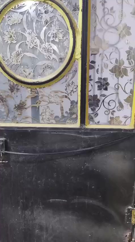 منزل للايجار

بالجزيره شارع الصقر
مساحه120 متر

يحتوي غرفتين دوانيه مطبخ صحيات الايجار350

مطلوب عائله صغيره

اي استفسار
***********
