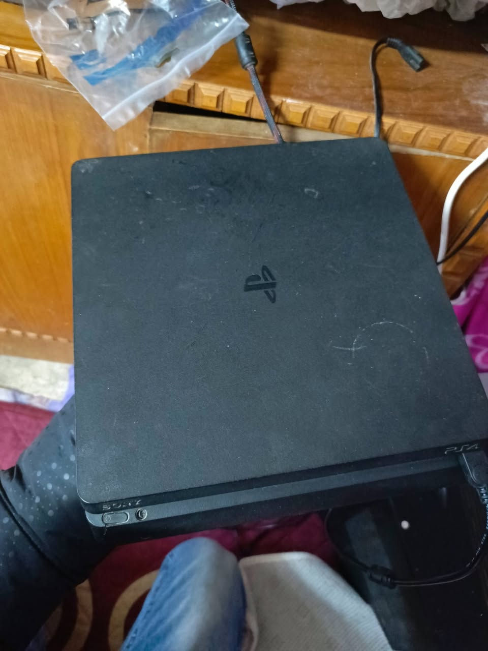 بلي 4 سلم اون لاين نضام 13.2 سعره 185 وبيه مجال بسيط للشراي عنوان بغداد مدينة الصدر توصيل ما عندي ملاحظة دكمه تشغيل مرات تشغيل ومرات لا بس يشتغل طبيعي عن طريق اليده ما داخل تصليح


**إذا كنت صاحب هذا الإعلان وتريد حذفه لأي سبب، رجاءا أرسل رسالة إلى الدعم الفني**