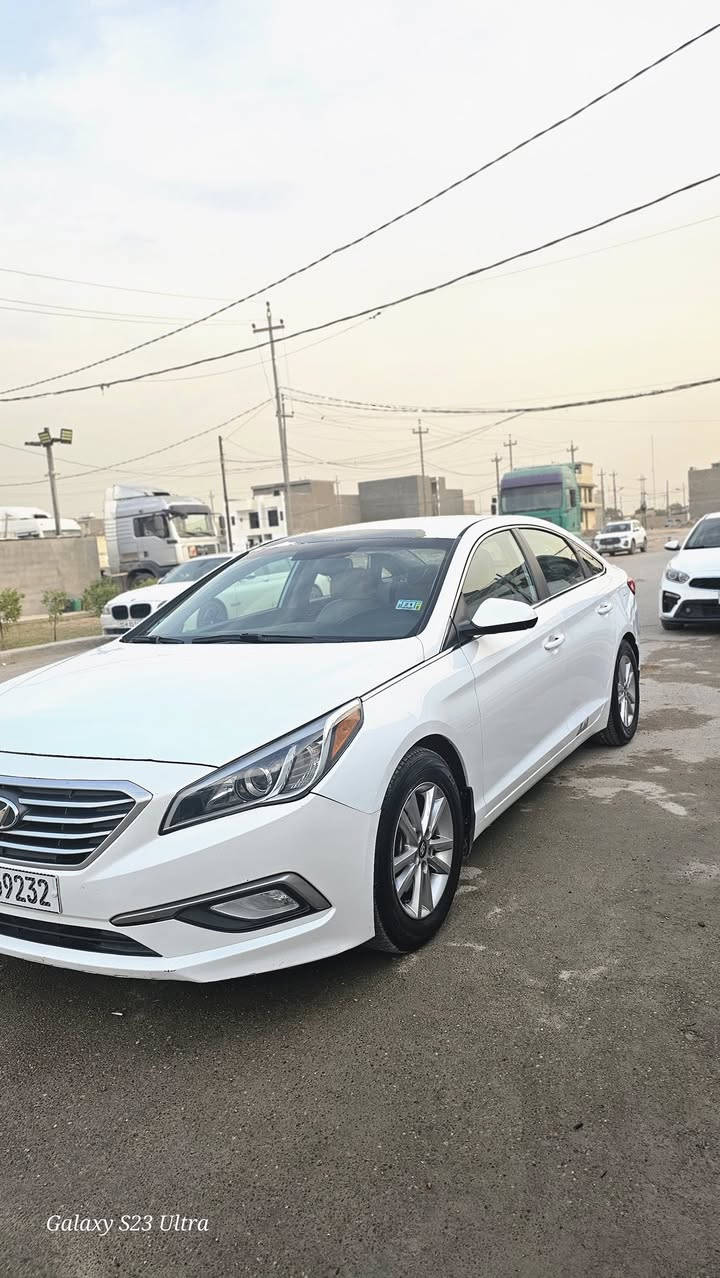 السلام عليكم هونداي سوناتا 2016  اللون ابيض وارد امريكي حادثهة الجاملغ الامامي الايسر طخة خفيفة فقط ماشية ١٠٠ الف رقم بغداد انكليزي بأسمي محرك 2400  gdi  انظمة قيادة سبورت وايكو كامرا دوارة تخم تاير دنلوب ياباني اصلي السعر ١٣٢ وبيهة مجال للاتصال ***********
