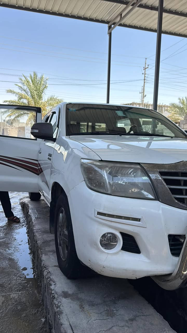 افلاونزه موديل ١٤ بصره بأسمي تحويل ثاني يوم كير عادي سياره جاهزه بيه مكانات صبغ السعر ١٧٥ ورقه إذا اكوا مراوس بكوري للاتصال ***********
