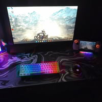 للبيع اسوس روج الاي اكستريم كامل ملحقات شاشة اسوس جداً نضيفة وبعدها مغ...