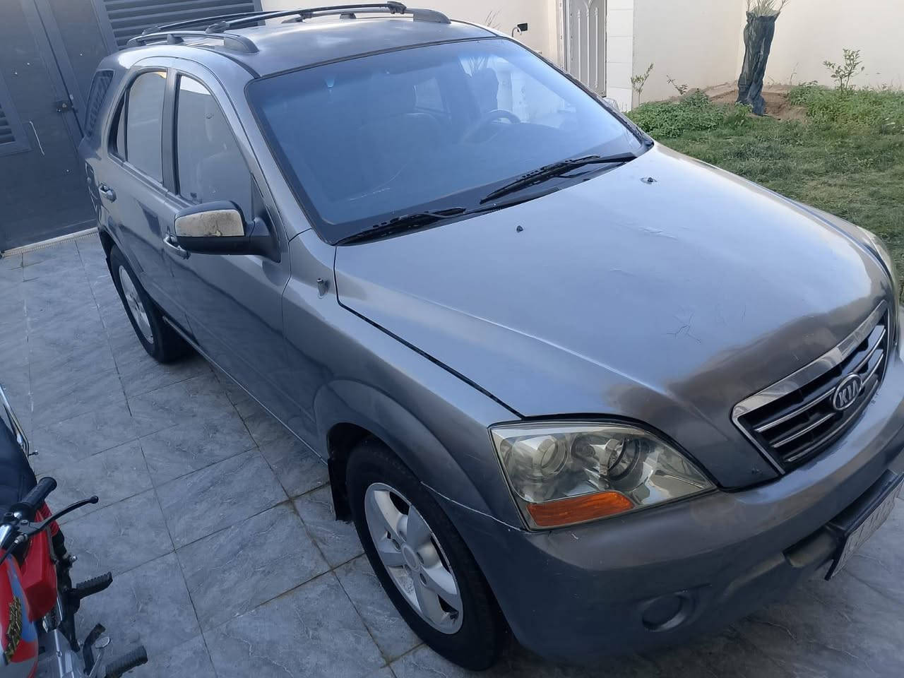سياره سورنتو موديل 2007 وارد أمريكي مكينه 6 سلندر 3600 سياره جاهزه مكينه كير تبريد صدر تخم تاير مصبوغه احزام مكان السيارة واسط الكوت مركز المدينه الاستفسار اتصال عالرقم ***********  السعر 65

