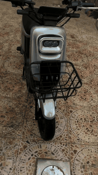 اعاده النشر بسبب الوعود الكاذبه ماطور شحن للبيع
دراجه R8 

خمسه باتري 

 بعدهم جداد

سرعه بل كيج 109 الحقيقي من 60 الي 70 مال سياره حسب الشحن ولوزن

تقطع مسافه 40/45

السعر 400 الف وبيها مجال قليل

المكان اربيل الرقم *********** فقط واتساب متواجد
