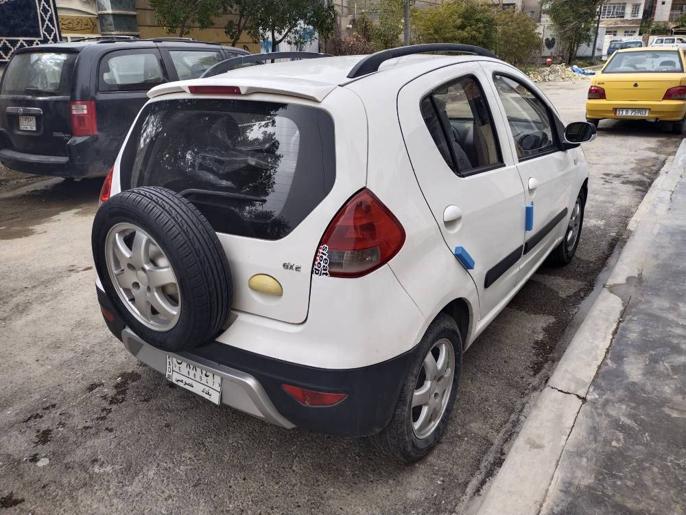 السلام عليكم للبيع جيلي باندا كروز موديل 2013 رقم بغداد ماشيه 63 الف بيه مكانين صبغ بدون دواخل كير ومحرك مكفولات  كهربائيات كله شغاله تدفه وتبريد شغالات تخم تاير نظيف دواخل جدا نظيفه السعر 62 ورقه وبيه مجال بسيط مكاني الصليخ
خلف العياده الشعبيه ((***********)) بغداد, العراق
