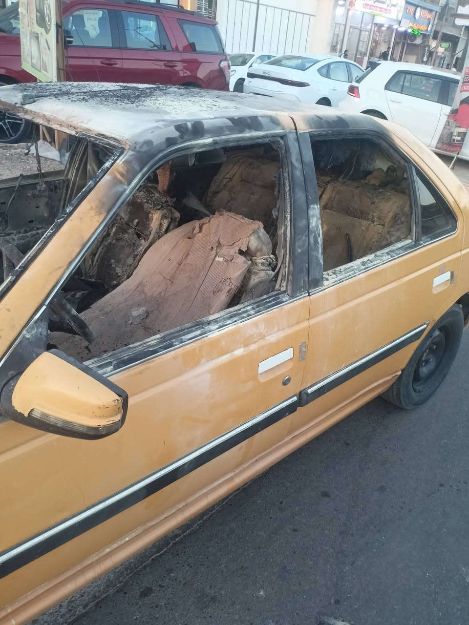 السلام عليكم عندي هاي سياره حتركت الله يبعد شر عنكم اريد ابيعهه على حالهه قيمة بل يرضي الله  مكان سياره بغداد ***********
