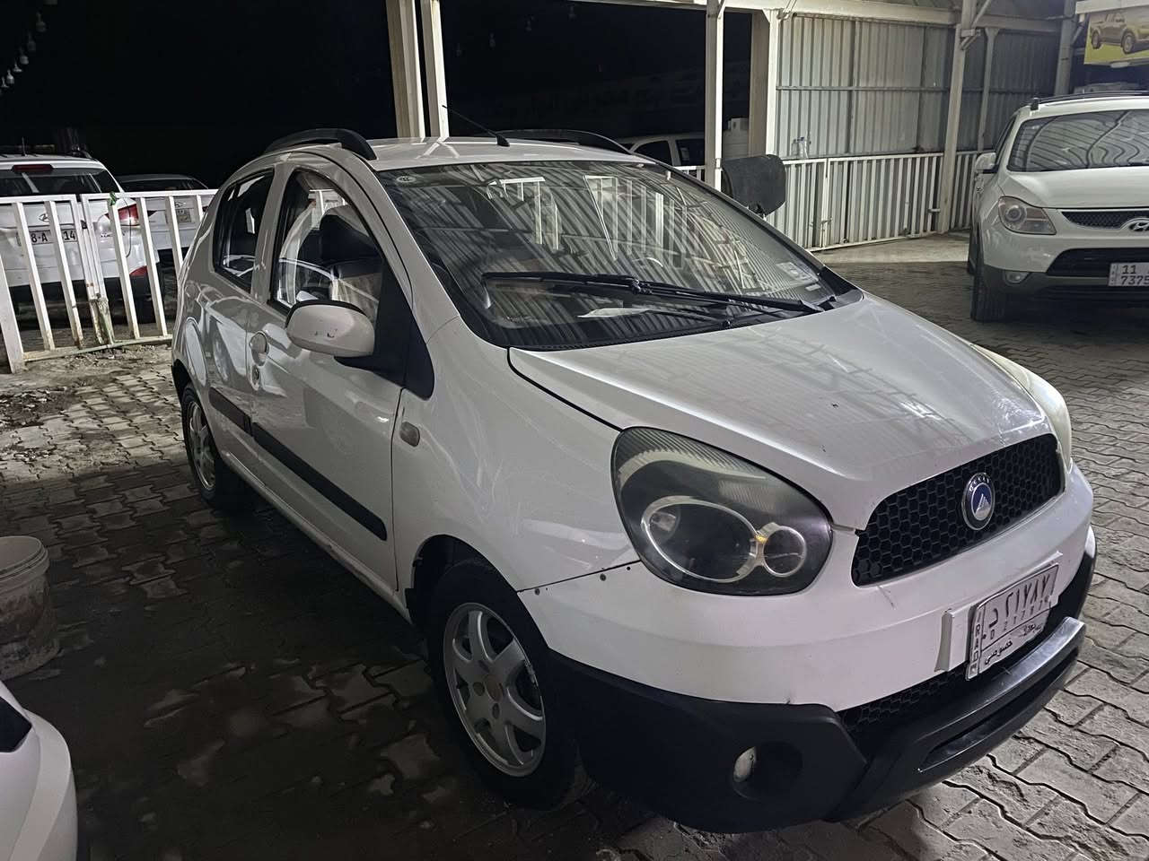 🔴 جيلي باندا كروز موديل 2013 رقم بغداد الماني بأسمي مكاني بالنجف
🟢 كير عادي 
🟢 تبريد شغال 
🟠مال موظف كير ومكينة بلادي ومابيها اي قطعة تبديل فقط طخه بالامام ومصلحه ومابيها نقص

السعر النهائي 45 ورقة

واتساب 
***********
