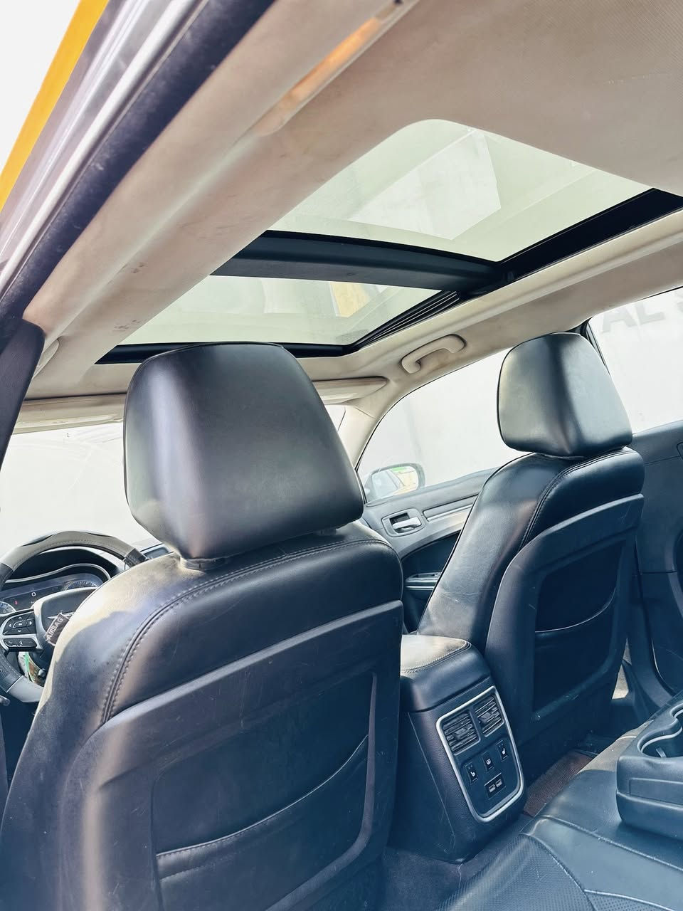 بيع فقط 
سلام عليكم اوبامه مديل 15مرمزه 22 
سياره تبديل جاملغ بدون أرباك
فول لل اخير عده الرادار سعر 190 بيه مجال 
***********تصال فقط
